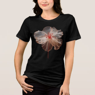 Elegant halvgenomskinlig blomma på svart t shirt