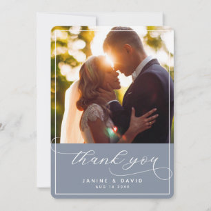 Elegant Hand Lettered Dusty Blue Bröllop Photo Tack Kort