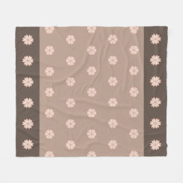 Elegant Heart Flowers on Brown & Beige Fleecefilt