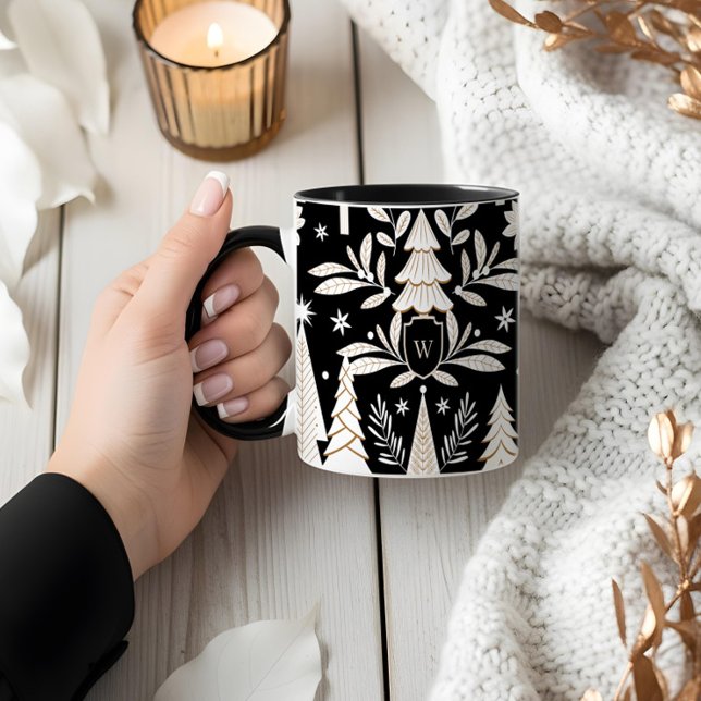 Elegant Helgdag Evergreen Forest & Blommigt Monogr Mugg (Elegant Holiday Evergreen Forest & Floral Monogram Mug)