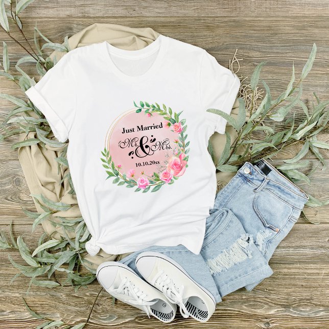 Elegant herr- och fru-rosa blommor bröllop t shirt (Skapare uppladdad)