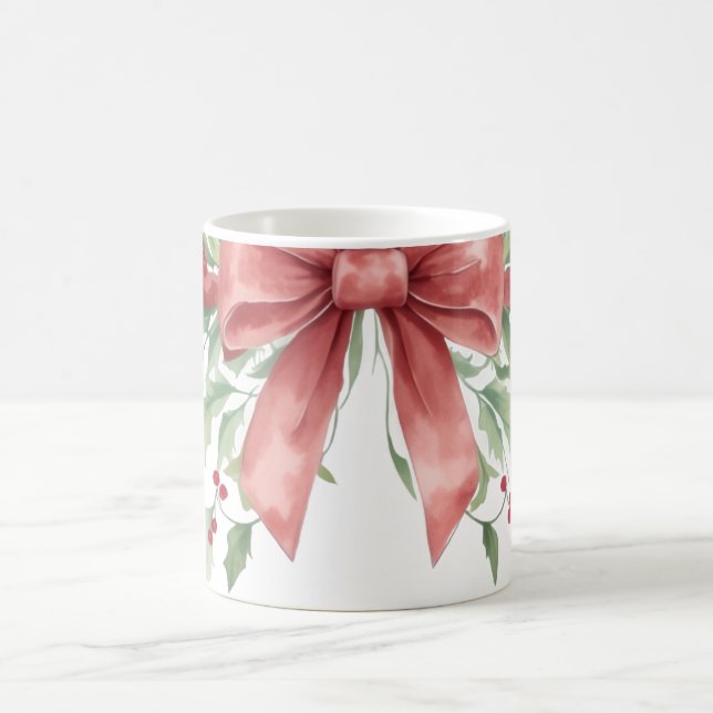 Elegant Holiday Bow with Holly Leaves Design Kaffemugg (Center)
