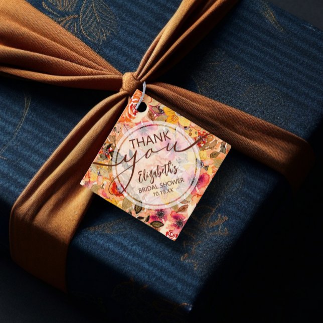 Elegant Höst Blommig Bröllopsfest Tack Gåvor Etiketter (Elegant autumn floral bridal shower thank you diamond favor tags 2" x 2")