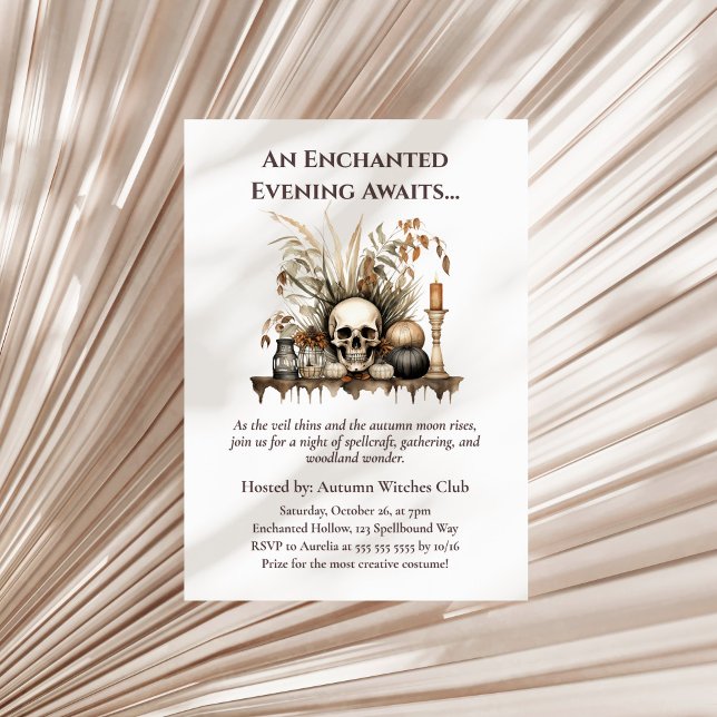 Elegant Höstskal och ljussken Party Inbjudningar (Elegant Autumn Skull and Candles Witch Party Invitation on a boho neutral dry palm leaf)