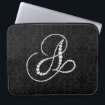 Elegant Inledande A mousserande diamanter-Monogram Laptop Sleeve<br><div class="desc">Elegant svarta och vita gnistrande diamanter initialt brev A. Annat brev kommer snart. Skicka e-post till dig för att få den tidigare eftersom det tar tid att göra det här. Detta är ett bilder av diamanter och inte äkta eller falsk.</div>