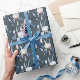 Elegant Iris blommar i sval förfinad symmetri Presentpapper