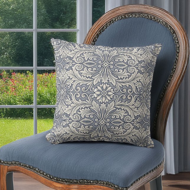 Elegant Italianate Damask in Slate Blue and Cream Kudde (Skapare uppladdad)