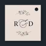 Elegant jordnära rosafärgad monogram bröllop tack gåvor etiketter<br><div class="desc">Designad för att samordna med vår romantiska bröllopssamling med script,  har denna anpassningsbara tagg en kalligrafisk grafisk tack,  i kombination med en klassisk serif-teckensnitt i svart. Matchande artiklar finns.</div>