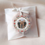 Elegant - Julfamiljens foto Runt Klistermärke<br><div class="desc">Fånga julhelgens magi med vår Elegant julfotopapper. Matchande artiklar i vår Elegant julsamling</div>