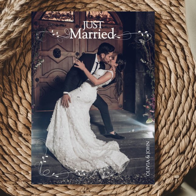 Elegant Just Married Elegant Script Photos Wedding Meddelande (Skapare uppladdad)