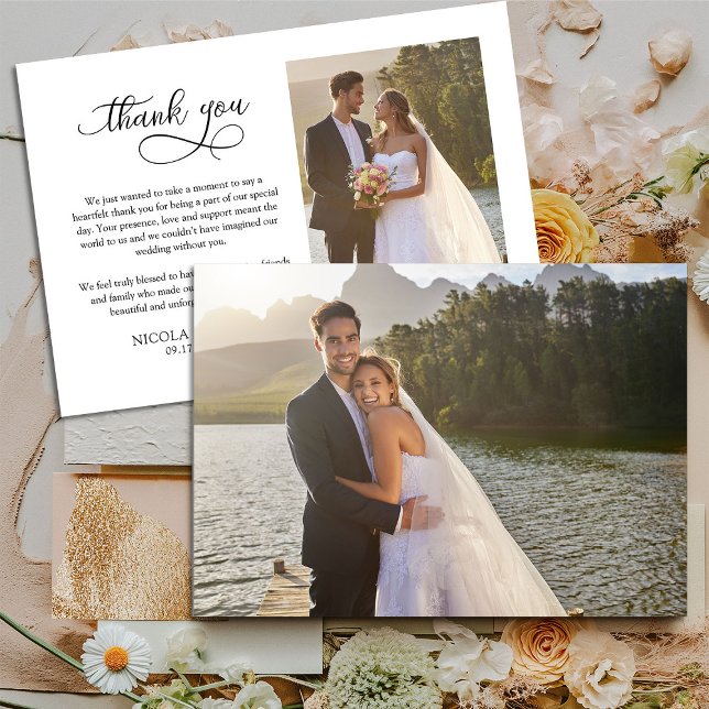 Elegant kalligrafi Enkel Modern 2x Bröllopsfoto Tack Kort (Wedding Photo Thank You Card with elegant modern calligraphy, full bleed photo and vertical photo)