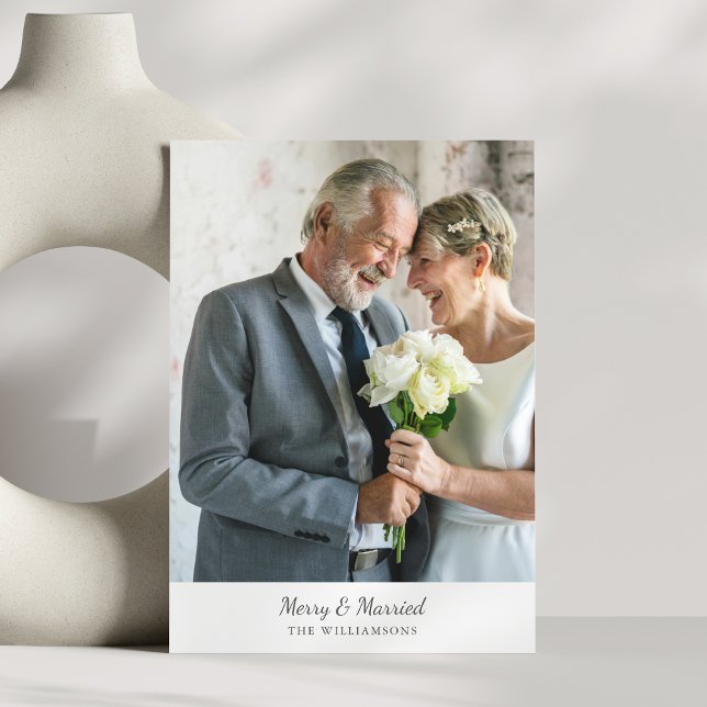 Elegant klassisk skript äldre gift glad foto julkort (Skapare uppladdad)