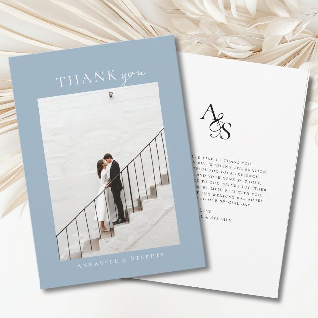 Elegant, klassiskt, Monogram, tack! 1 Foto Tack Kort (Elegant, classic, monogram, powder-blue-white, wedding 1 photo "Thank you" card.)