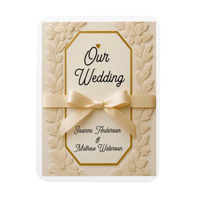 Elegant krämgul och guld bröllopsinbjudan magnet (Vertikal)