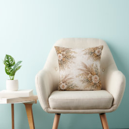 Elegant krämrosa boho botanisk bukett kudde
