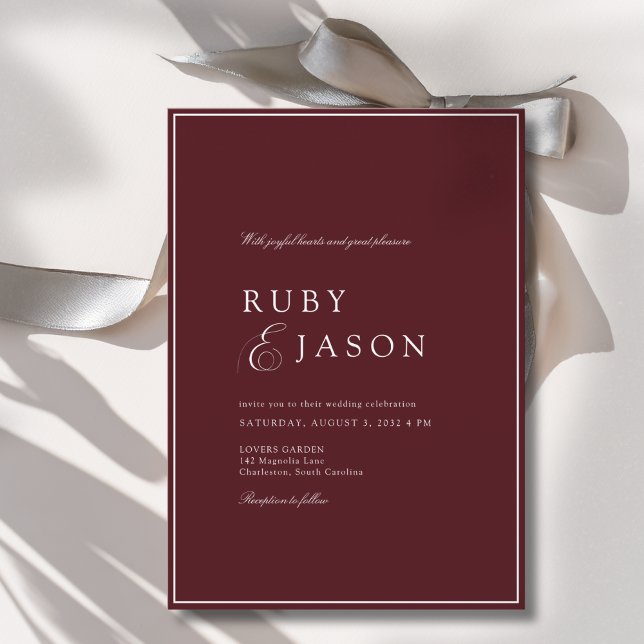 Elegant kunglig burgunder och vit script bröllop inbjudningar (Elegant Royal Burgundy & White Script Wedding Invitation)