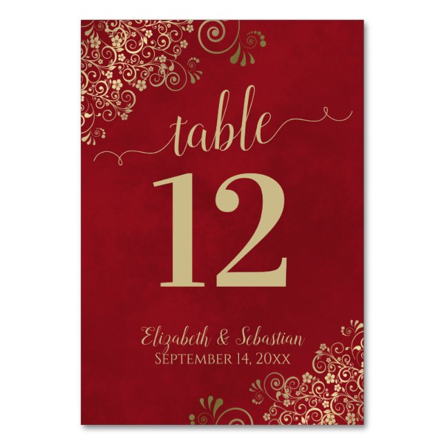 Elegant Lacy Guld Calligraphy Crimson Red Bröllop Bordsnummer (Framsidan)