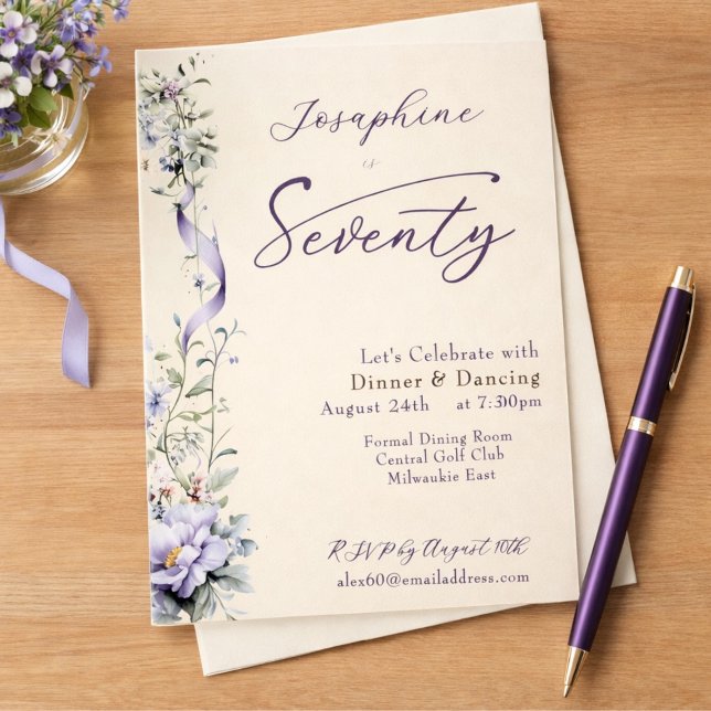 Elegant Lavendel Vildblomma Skrift 70-årsdag Inbjudningar (Skapare uppladdad)