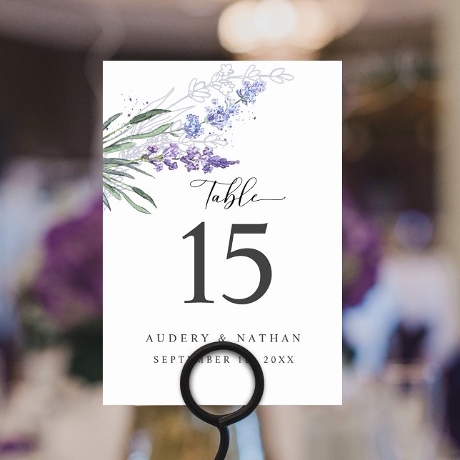 Elegant Lavender Blommigt Watercolor Bröllop Bordsnummer (Elegant Lavender Floral Watercolor Wedding Table Number)