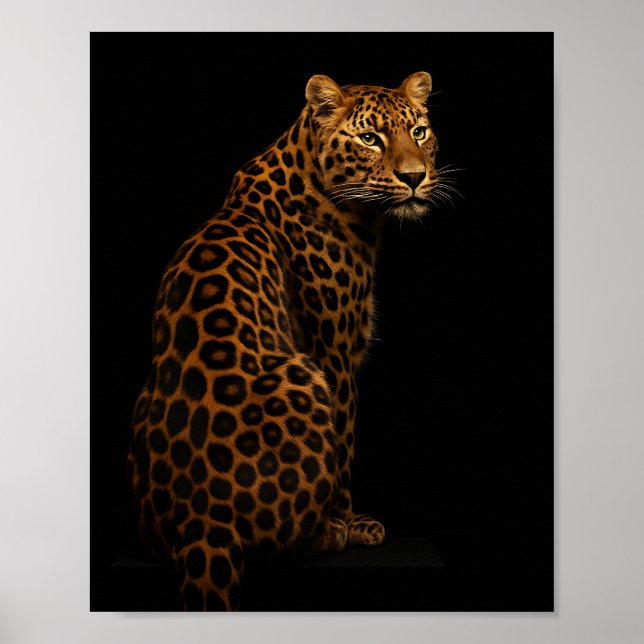 Elegant Leopard Portrait on Black Background Poster (Framsidan)