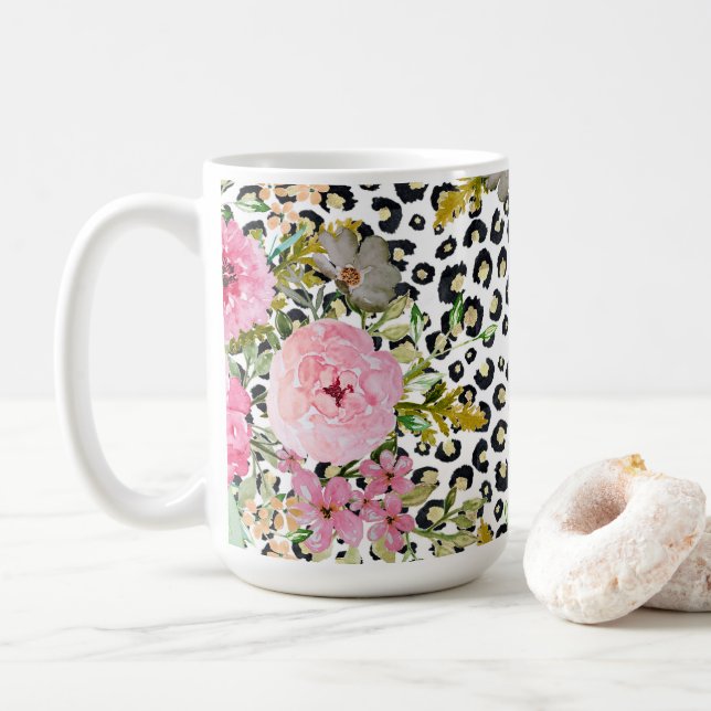 Elegant Leopard Print and Blommigt Design Kaffemugg (Med munk)