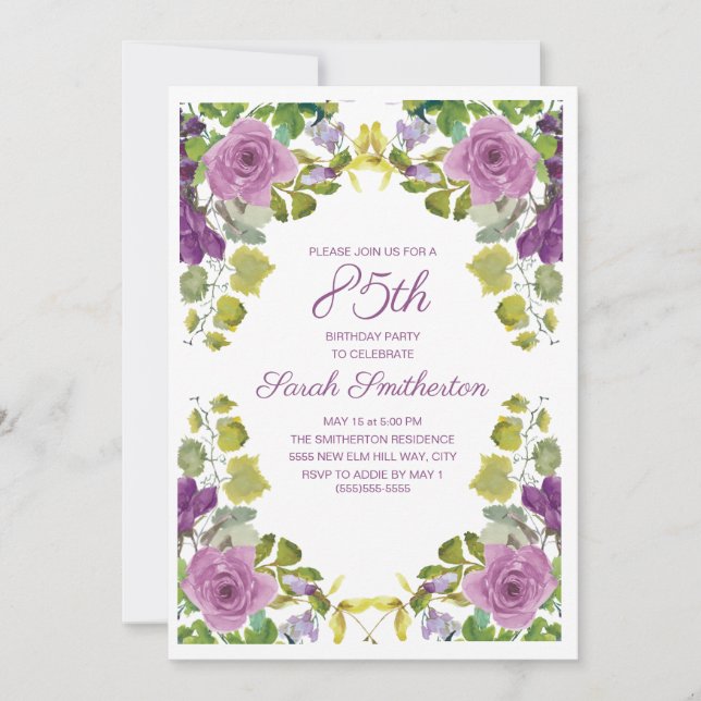 Elegant lila blomstergirlang i grönt för 85-årsdag inbjudningar (Framsida)