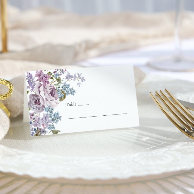 Elegant lila bröllop placeringskort (Elegant Lilac Floral Wedding Place Card by Painted Paperie
)
