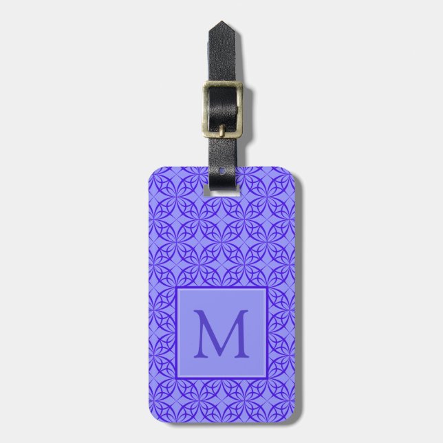 Elegant Lila Filigree Mönster Monogram Bagagebricka (Vertikal Framsida)