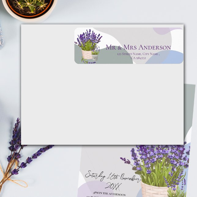 Elegant Lila Lavender Flowers Bröllop Adress Returadress Etikett (Elegant Purple Lavender Flowers Wedding Address Label)