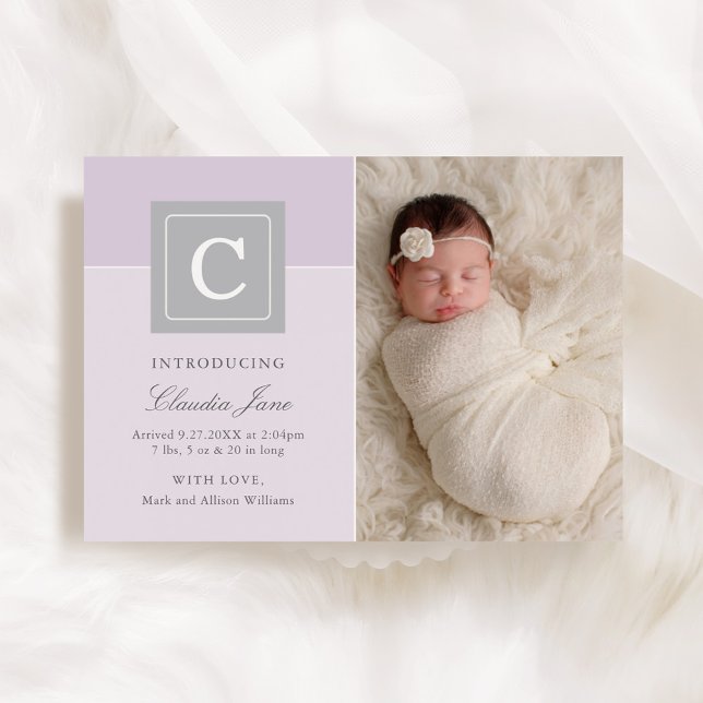 Elegant lila monogram flicka foto födelseannons meddelande (Skapare uppladdad)