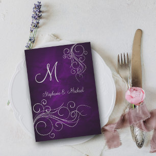 Elegant Lila Silver Monogram bröllopsinbjudan Inbjudningar