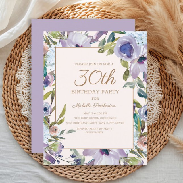 Elegant Lilac Lila Blommigt Greenery 30års födelse Inbjudningar (Elegant purple watercolor floral 30th birthday party invitation)