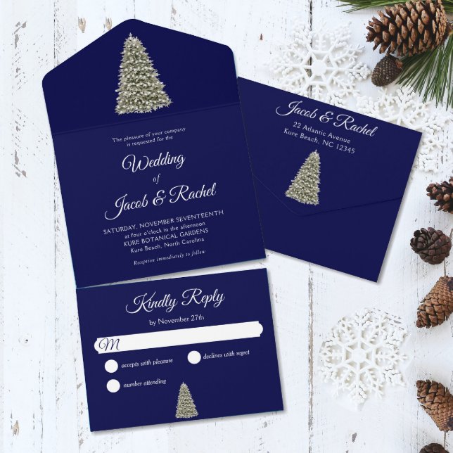 Elegant Lit Julgran Midnight Blue Bröllop (Christmas tree on dark blue background rustic wedding all-in-one send-and-seal invitation.)