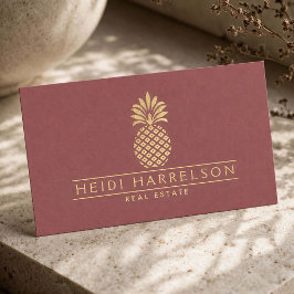 Elegant logotyp med guldgul ananas på rödbrun bakg visitkort