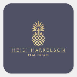 Elegant logotyp med gyllene ananas på dunkelblå ba fyrkantigt klistermärke