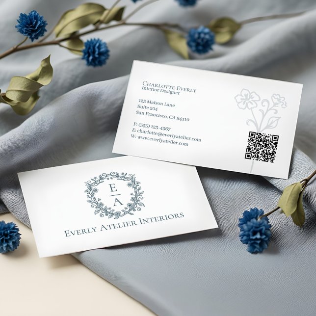 Elegant Luxury Boutique Floral Monogram Crest Logo Visitkort (Elegant Luxury Boutique Floral Monogram Crest Logo Business Card)