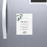 Elegant lyx för gulaktig  magnetisk inbjudningskort<br><div class="desc">Framsida: en vit snyggt som dekoreras med enkla guldginkgo-löv. Anpassa och lägg till ditt namn och information om party.</div>