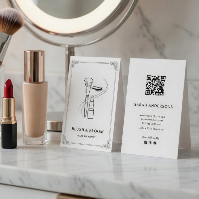 Elegant Makeup Artist Business Card with QR Code  Visitkort (Skapare uppladdad)