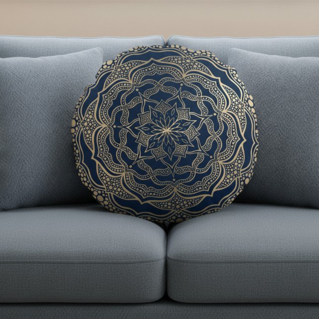 Elegant Mandala Art Boho Luxury Guld och Navy Blue Rund Kudde (Skapare uppladdad)