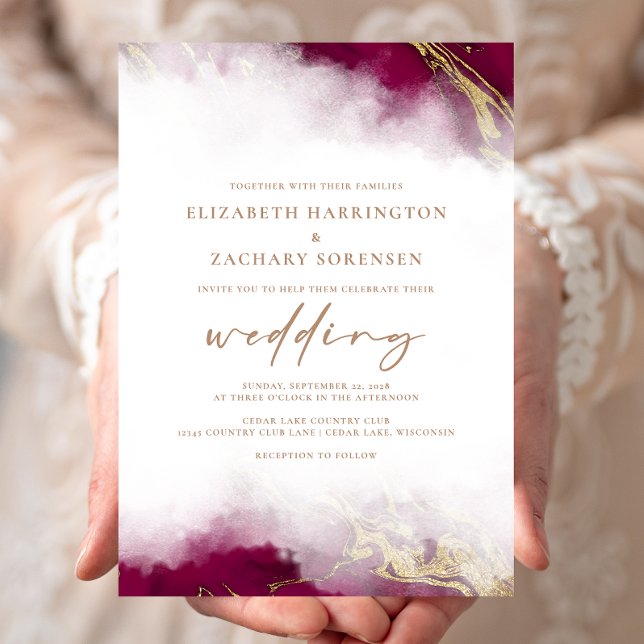Elegant Marble Burgundy Red Guld Bröllop Inbjudningar (Skapare uppladdad)
