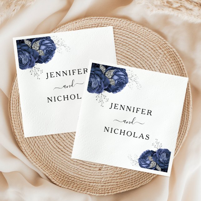 Elegant marinblå blomklänning bröllop pappersservett (Elegant Navy Blue Floral Wedding Napkins)