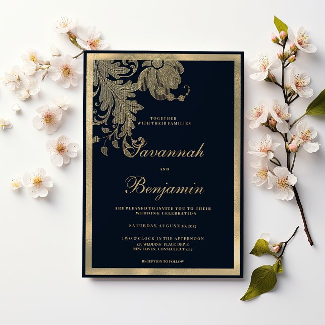 Elegant marinblått guld snöre blommigt bröllop inbjudningar (Elegant navy blue gold lace floral wedding)