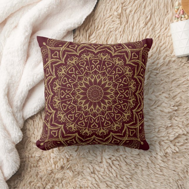 Elegant Maroon Red och Guld Mandala Boho Kudde (Filt)