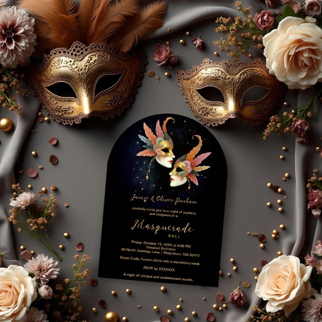 Elegant Masquerade Masks with Gold Effect Accents  Inbjudningar (Elegant Masquerade Masks with Gold Effect Accents Masquerade Ball Invitation Cards. )