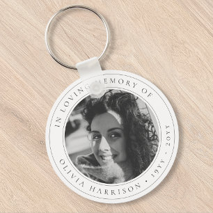 Elegant Memorial Sympathy Tribute Black and White Nyckelring