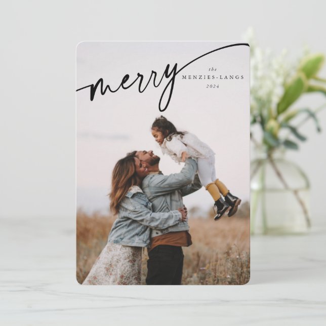 Elegant Merry Black Typografiskt skript Julkort (Stående Fram)