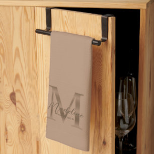 Elegant metallisk taupe guldmonogram skrift kökshandduk