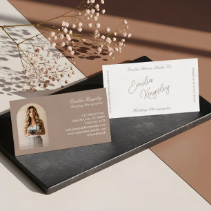 Elegant Minimal Bågformad Foto Bröllopsfotograf Visitkort