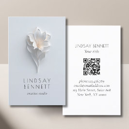 Elegant Minimalist Floral White Blue QR Code Visitkort