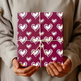 Elegant Minimalist Hollow Hearts | Merlot Red Presentpapper